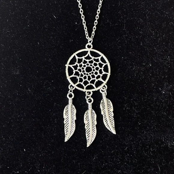 Silver Dreamcatcher Feathers Necklace - Picture 3 of 4